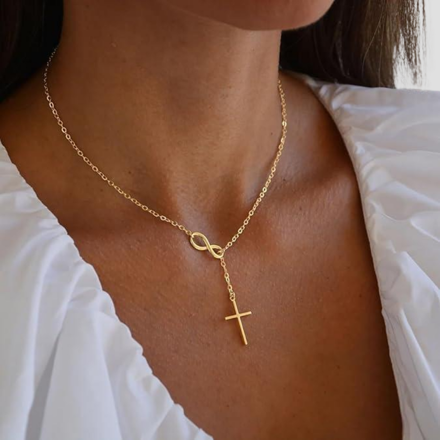 Velluna Chic Cuban Link Necklace