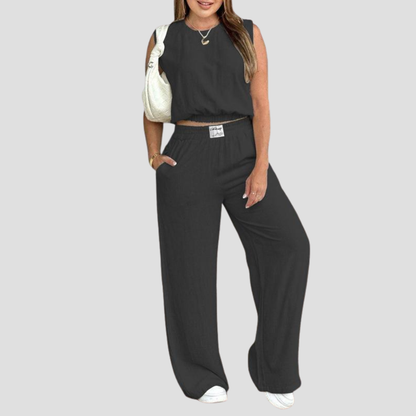 Velluna Minimalist Summer Suit