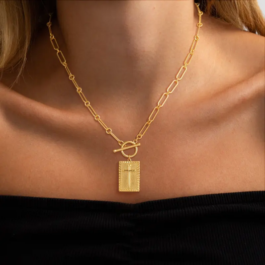 Velluna Chic Cuban Link Necklace