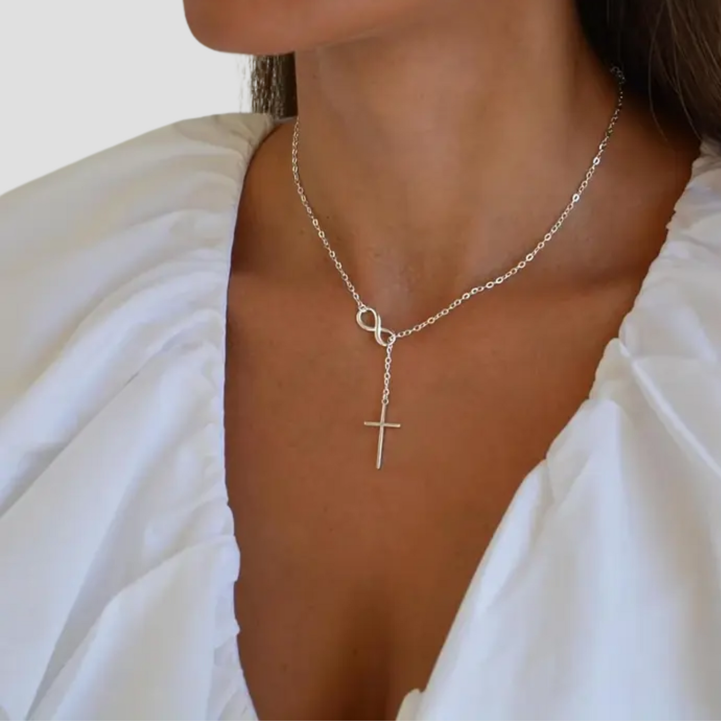 Velluna Chic Cuban Link Necklace